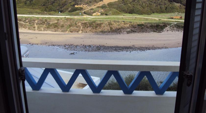 Odeceixe Beach Apartments photo