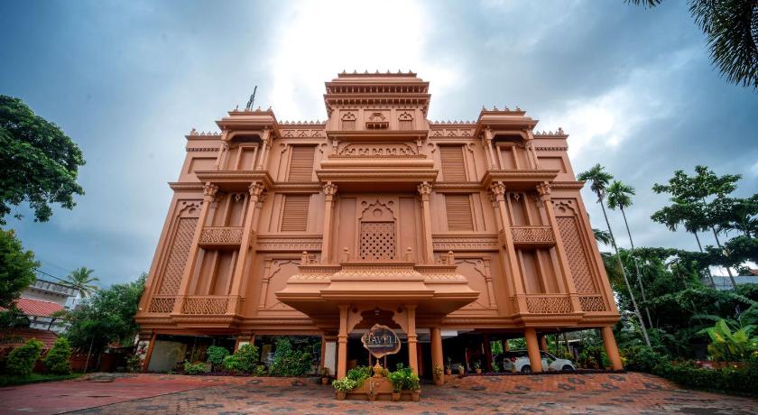 Haveli Backwater Resort - image 16