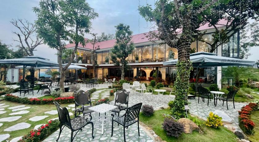Sen Plaza Hotel