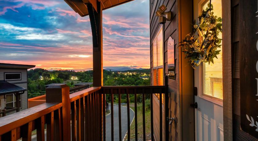 塞维尔维尔 Family or couple retreat next to Downtown, Dollywood & Smoky Mountains! 4星级 住宿 套房