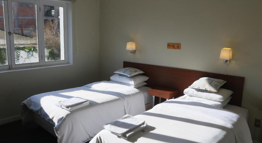 Image of Twin Room 5