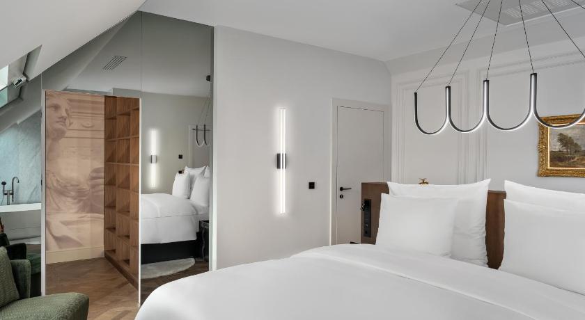 Image of Loft Suite 4