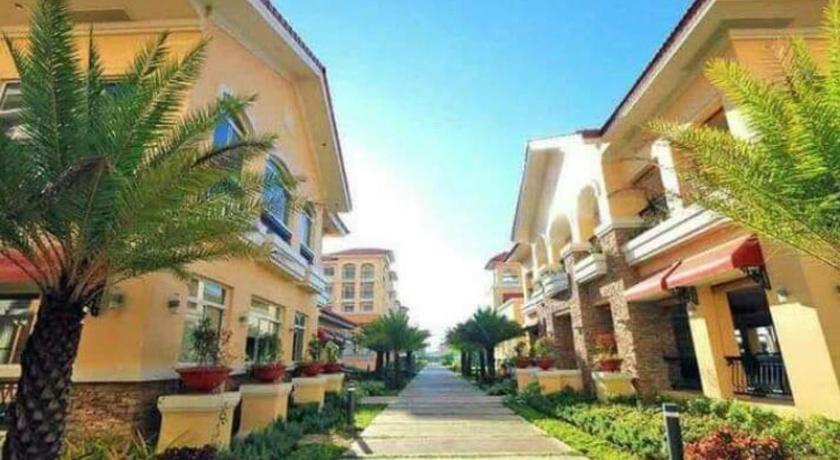 Cebu Sanremo Oasis Condominium 3-Star Guesthouse pool