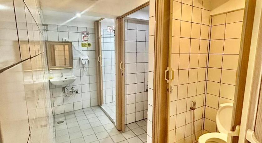 Image of Economy Double Room 6