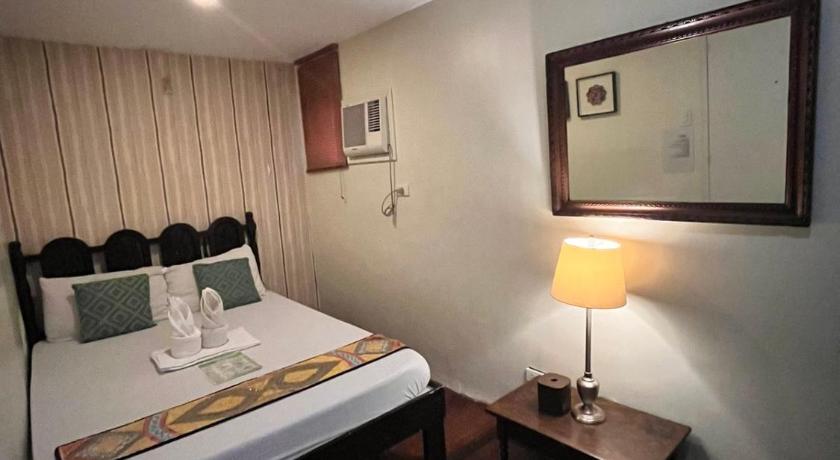 Courtyard Hotel – Pasay City, Metro Manila, NY