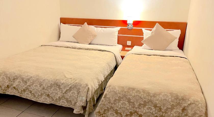 Image of Triple Suite 1