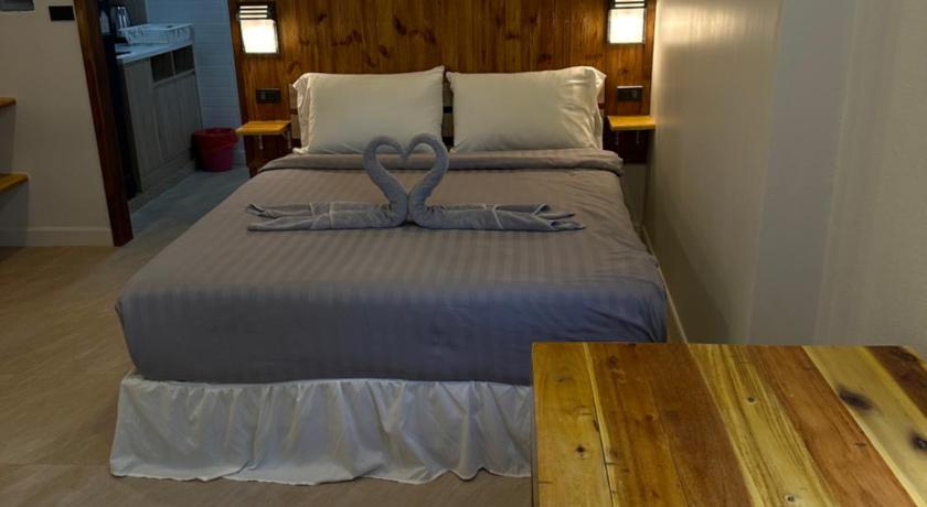 Aussieland Bungalows - image 34
