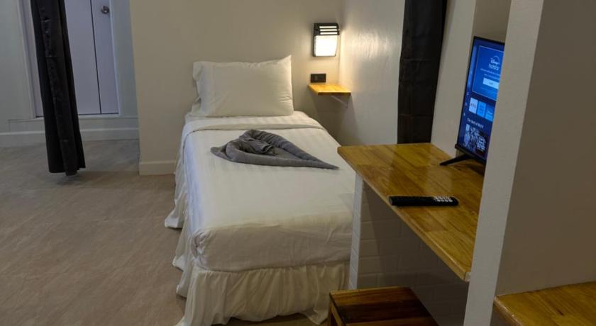 Aussieland Bungalows - image 41