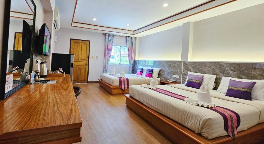 Фото: Семейное бунгало (4 человека) (Family Bungalow 4 persons) 0