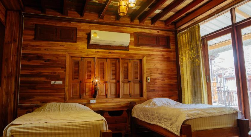 Image of Twin (two single sized beds) 1