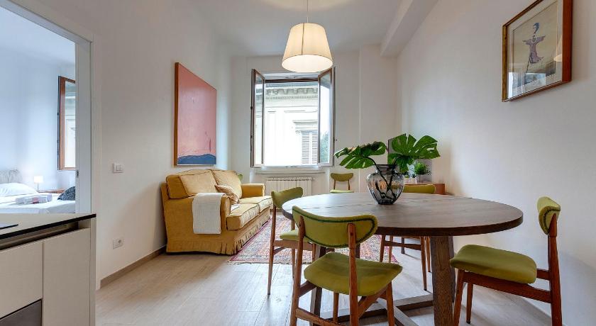 Cavour Apartments by Mamo Florence