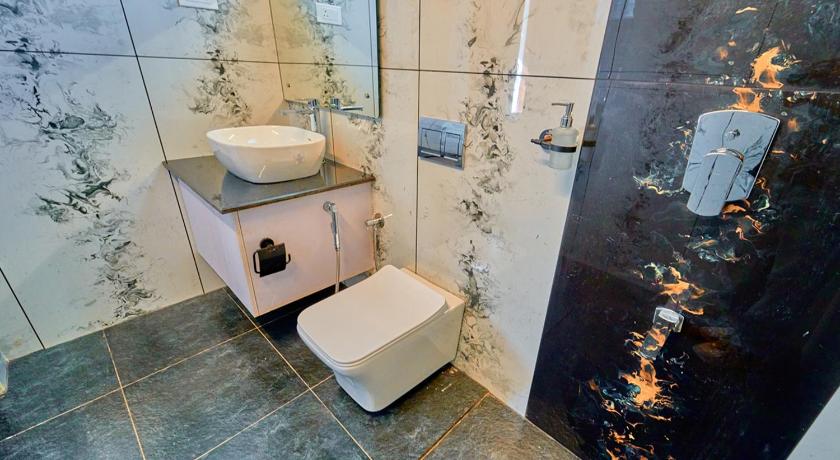 Vintage Inglenook Ooty by VOYE HOMES - image 32