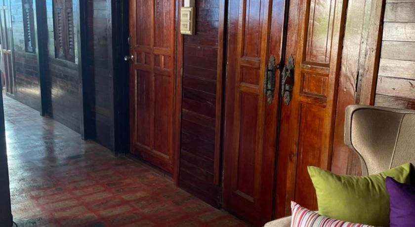 송클라 No5 Hostel Songkhla 3성급 게스트하우스 로비