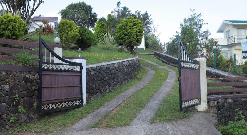 HILLFORT HOMESTAY