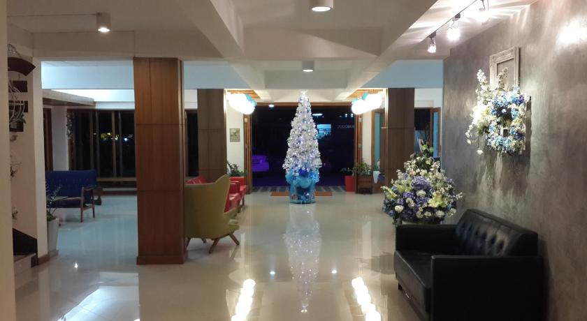 J2 Hotel (SHA Extra Plus) photo