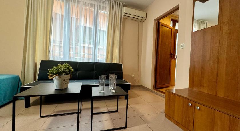 Family Guest House - image 37
