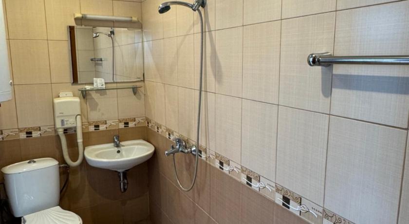 Family Guest House - image 45