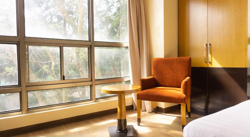 Image of Standard Suite 9