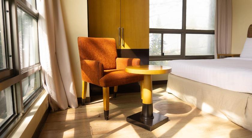 Image of Standard Suite 0