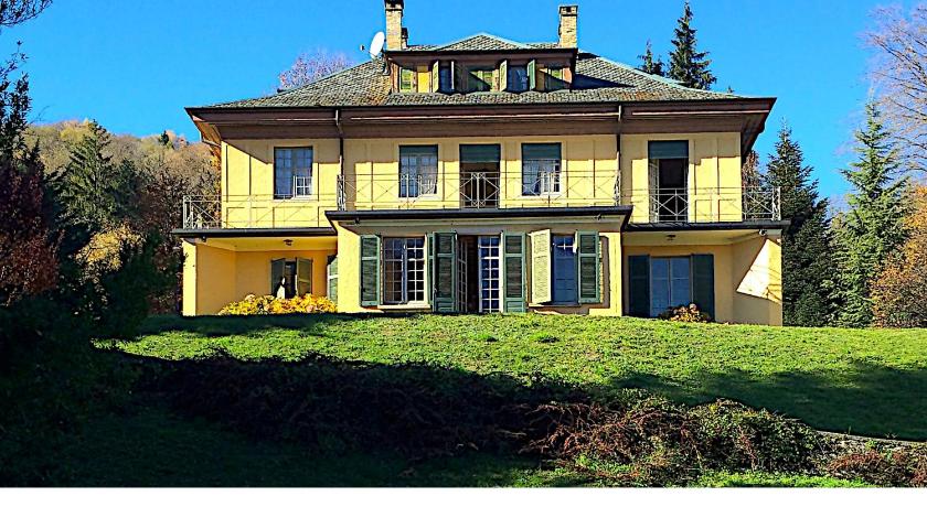 Civenna Home &amp; Garden — Hotel in Civenna