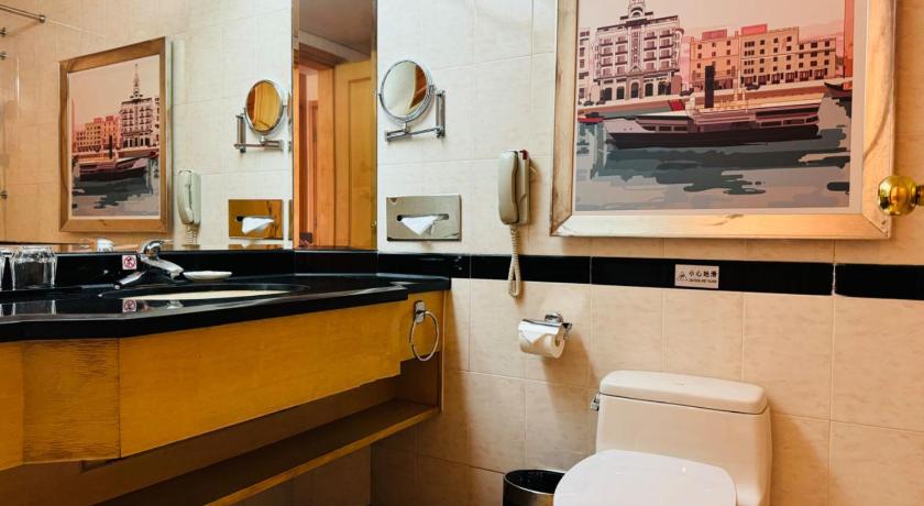Image of VIP Room 15