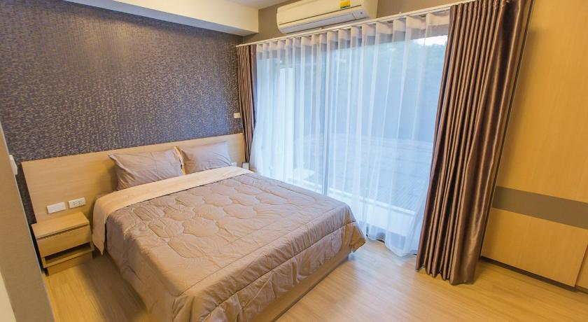 Image of Superior Room 5