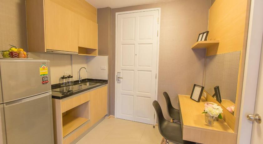 Image of Superior Room 16