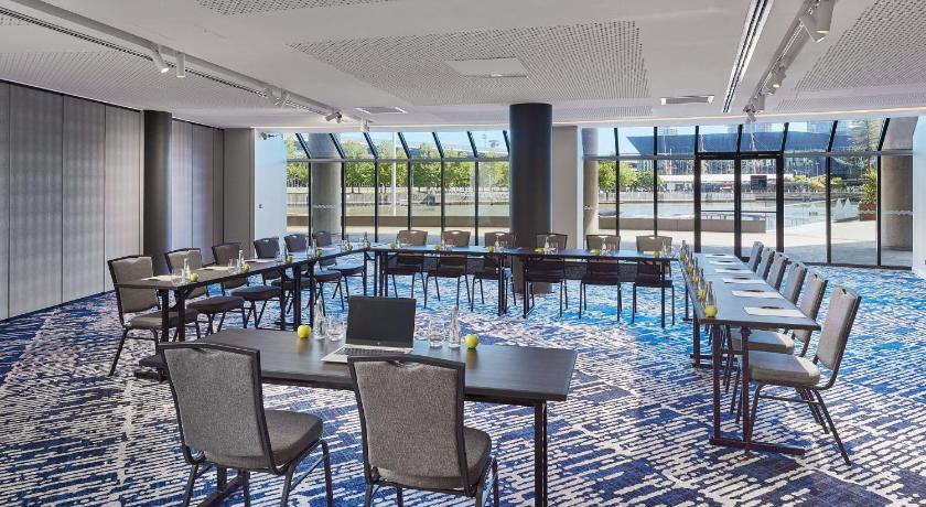 Crowne Plaza Melbourne By IHG photo 5