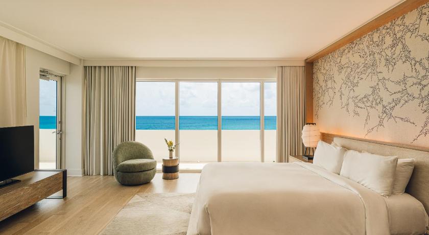 Immagine di Zen Ocean View Suite King with Balcony 1