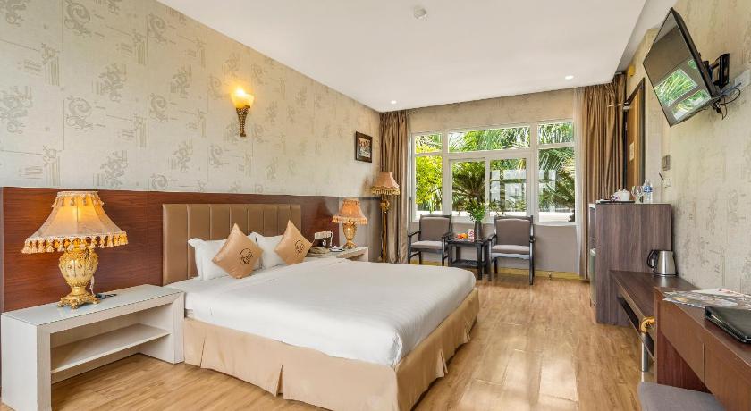 Image of Premier King Room 4