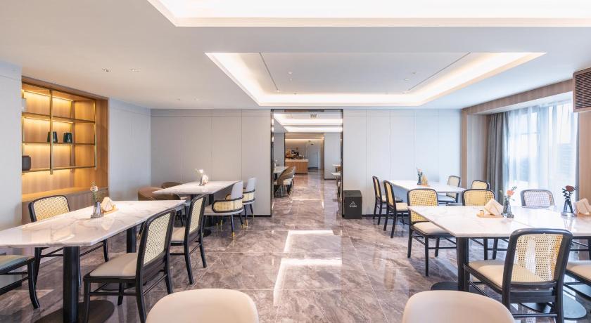 Changsha North Gaoqiao Station Atour Hotel - image 9
