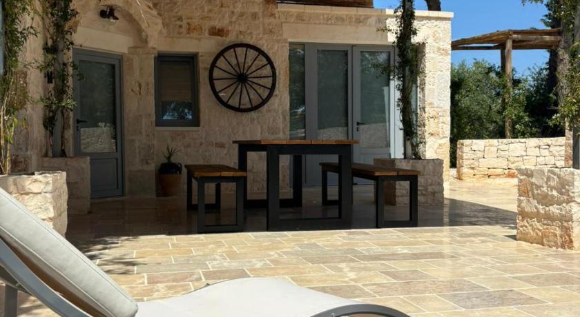 普蒂尼亚诺 Luxury Suite & Spa Trullo Monte Farella 4星级 单人房 大堂