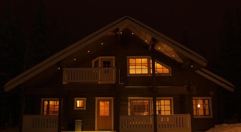 Image of Four-Bedroom Cottage with Sauna 17