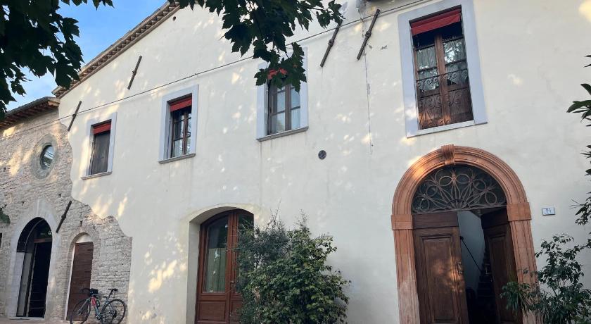 San Pietro Fuori le Mura B&B