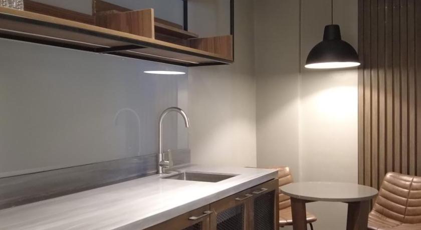 Image of Family Suite 8