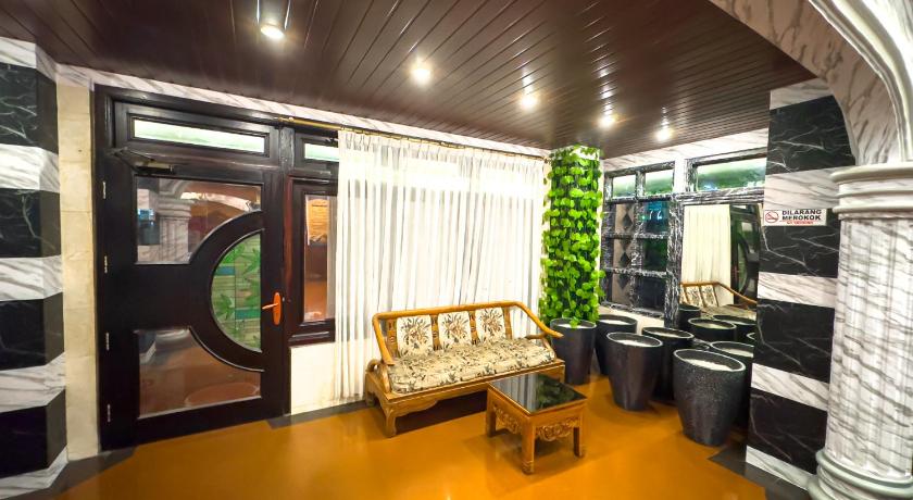 Hotel Grand Bandara - image 6