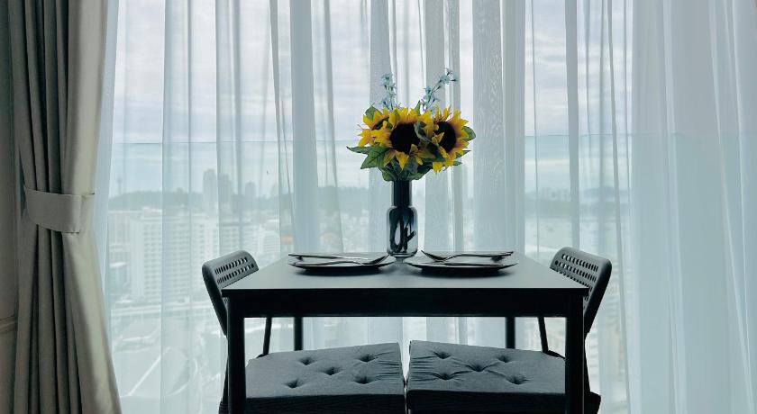Edge Central Pattaya By YoYo - image 33