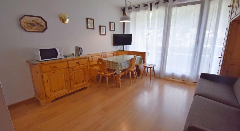 Image of Apartment with Balcony 15