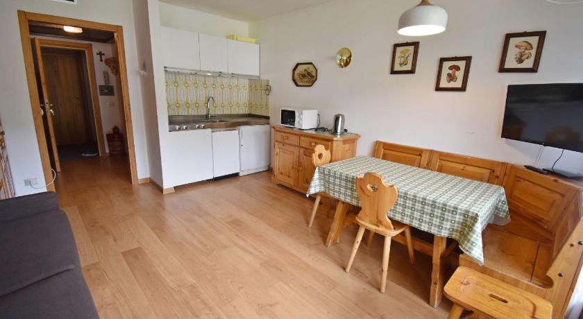 Image of Apartment with Balcony 16