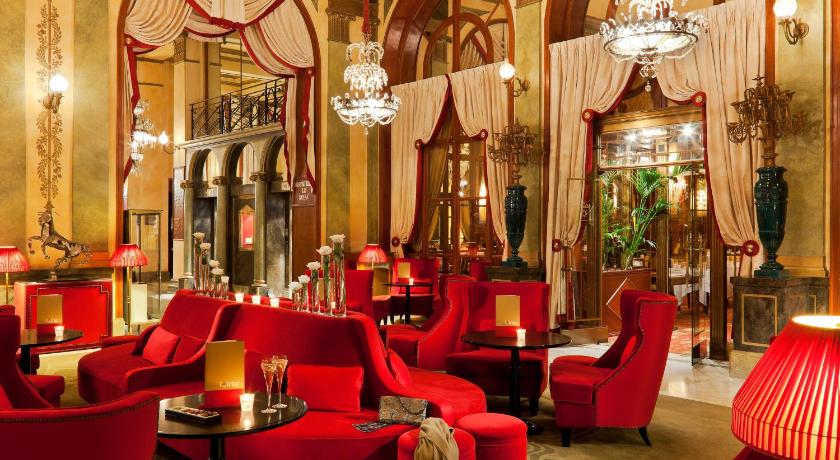 Hotel Barriere Le Royal Deauville photo