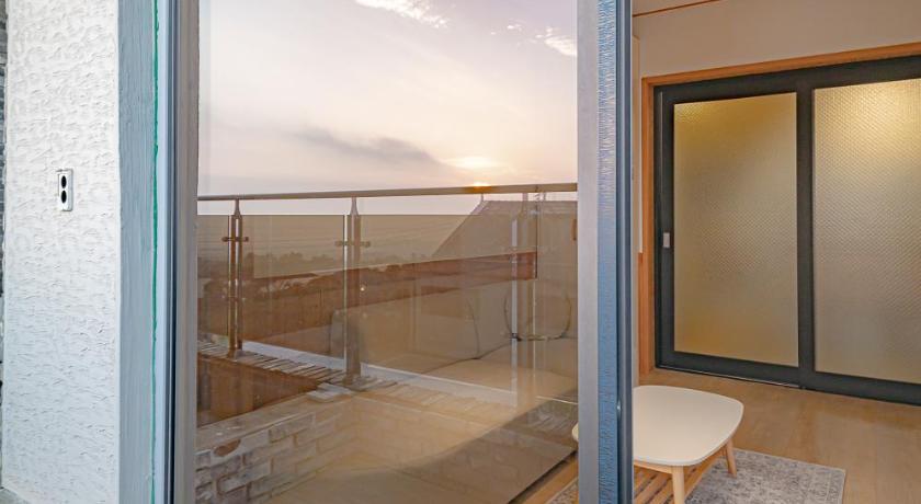 Jeju Le Village Aewol building A 4-Star Accommodation suite