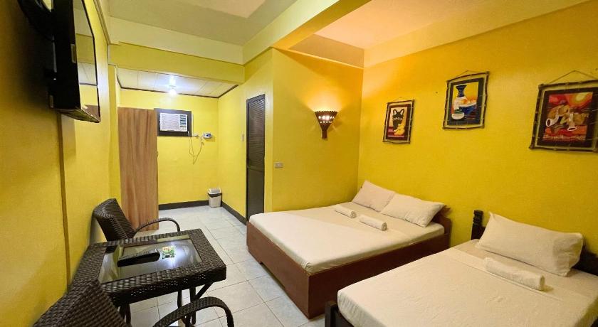 Image of Triple Room 2