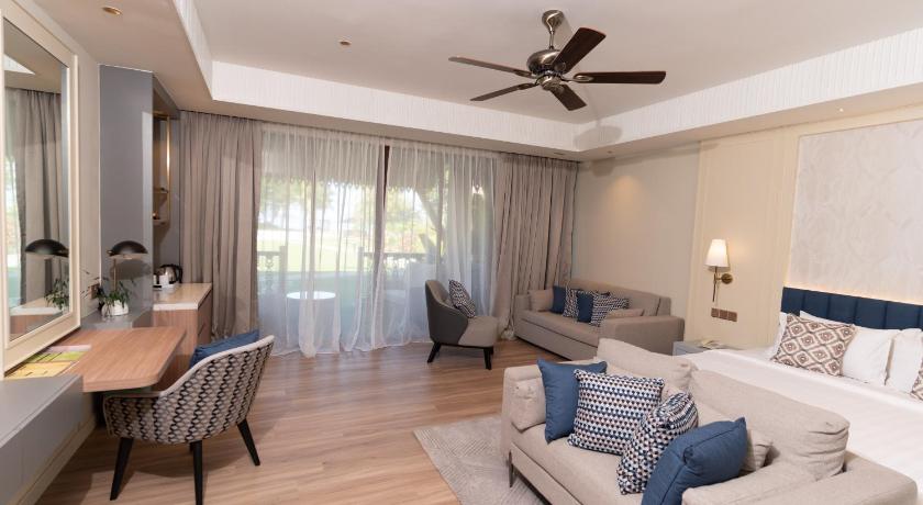 Image of Junior Suite King 3