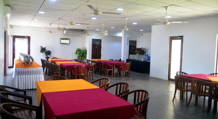 Trinco Rest House. - image 9