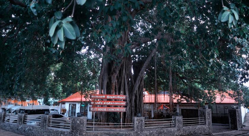 Trinco Rest House. - image 40