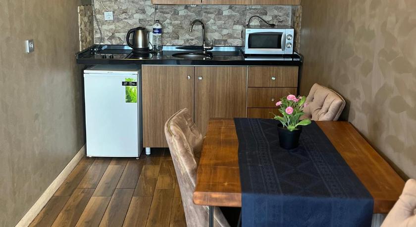 A Palace Suites - image 2