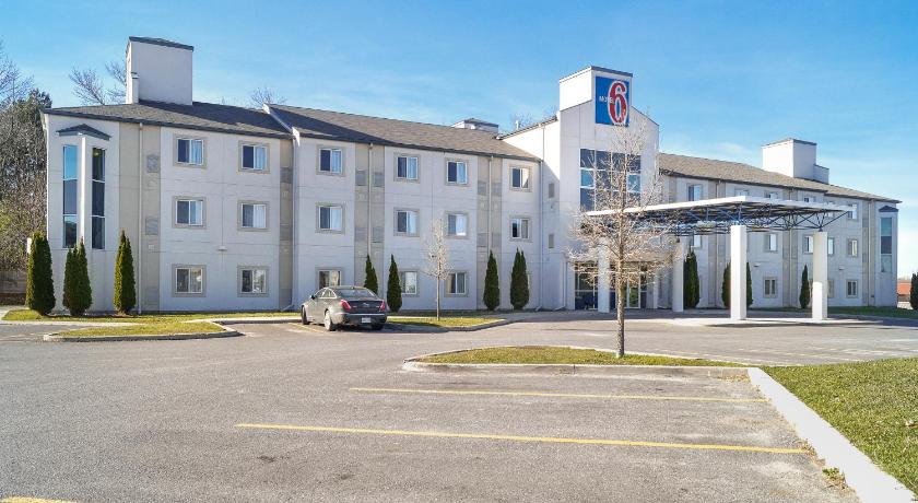 Motel 6-Peterborough, ON