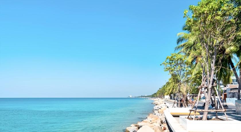 촌부리 The Sunset Bangsaen Hotel 2-Star Hotel exterior