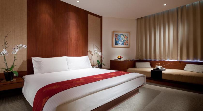 Image of Deluxe Suite 1