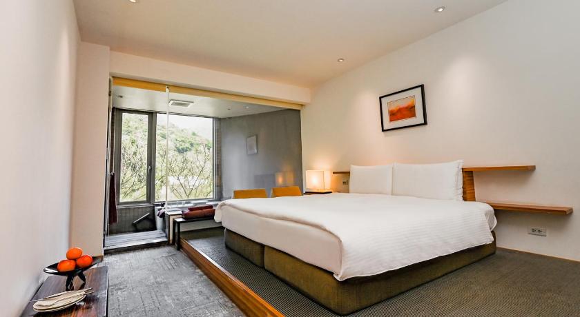 Image of Deluxe Double or Twin Room 4